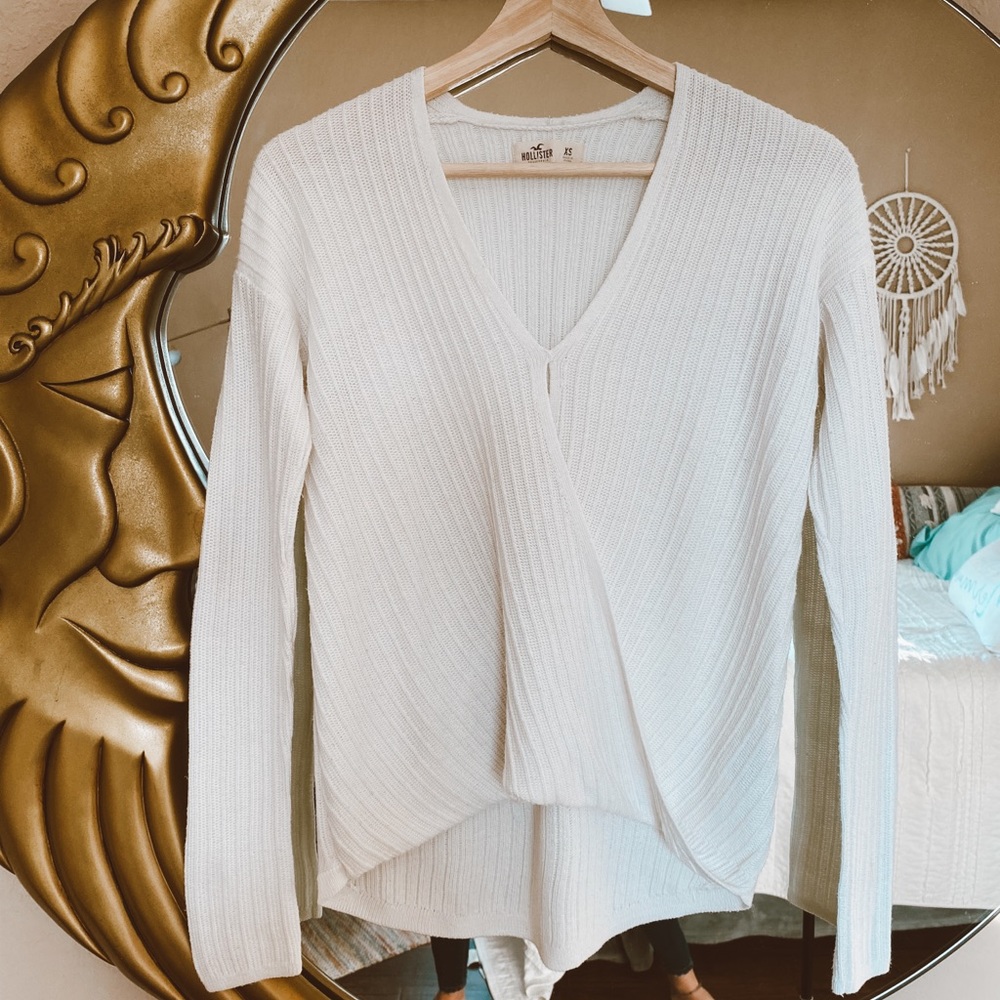 ✨White Wrap Sweater✨